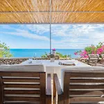 Pethra Maris Private Pool