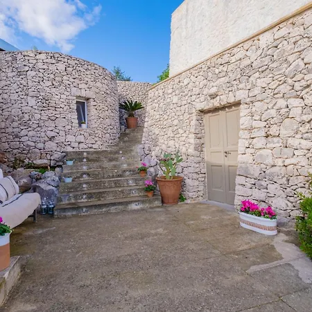 Villa Pethra Maris Private Pool